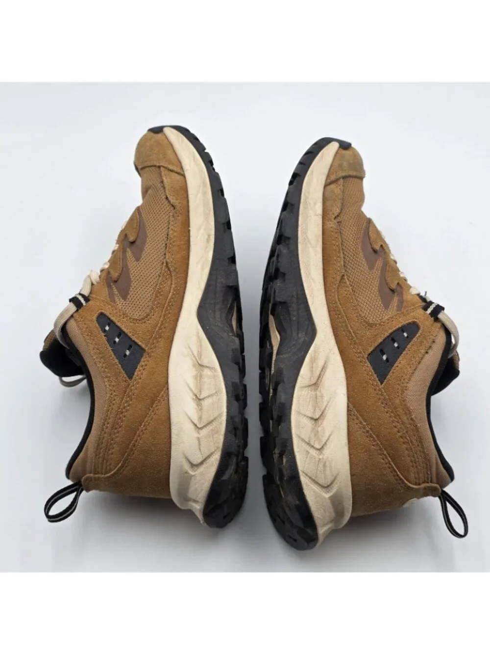 KEEN Womens 9 Brown Waterproof Hiking Trail Shoes Cushioned Outdoor Sneakers
